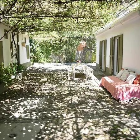Holiday home Vumba - The House Of The Lizard *